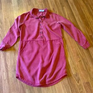 Ladies tunic like, midi dress. Size Medium, burnt reddish with metal buttons.